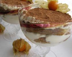 Чизкейк и трайфл — отличный способ превратить маскарпоне во вкуснейший десерт