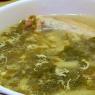 Supa de măcriș este benefică și dăunătoare